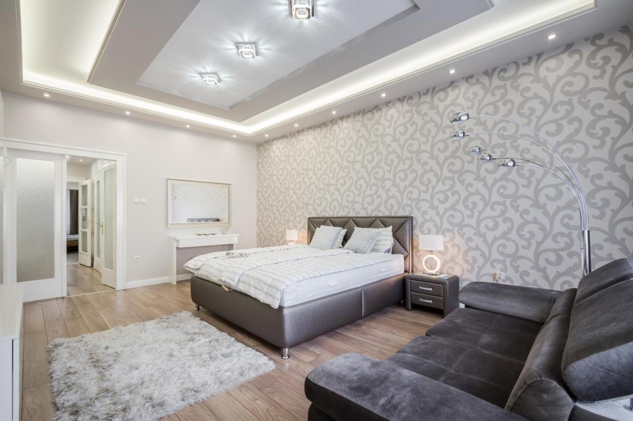 Bpr Ethereal Panoramic Suite With A/C & Balcony Budapest Exteriör bild