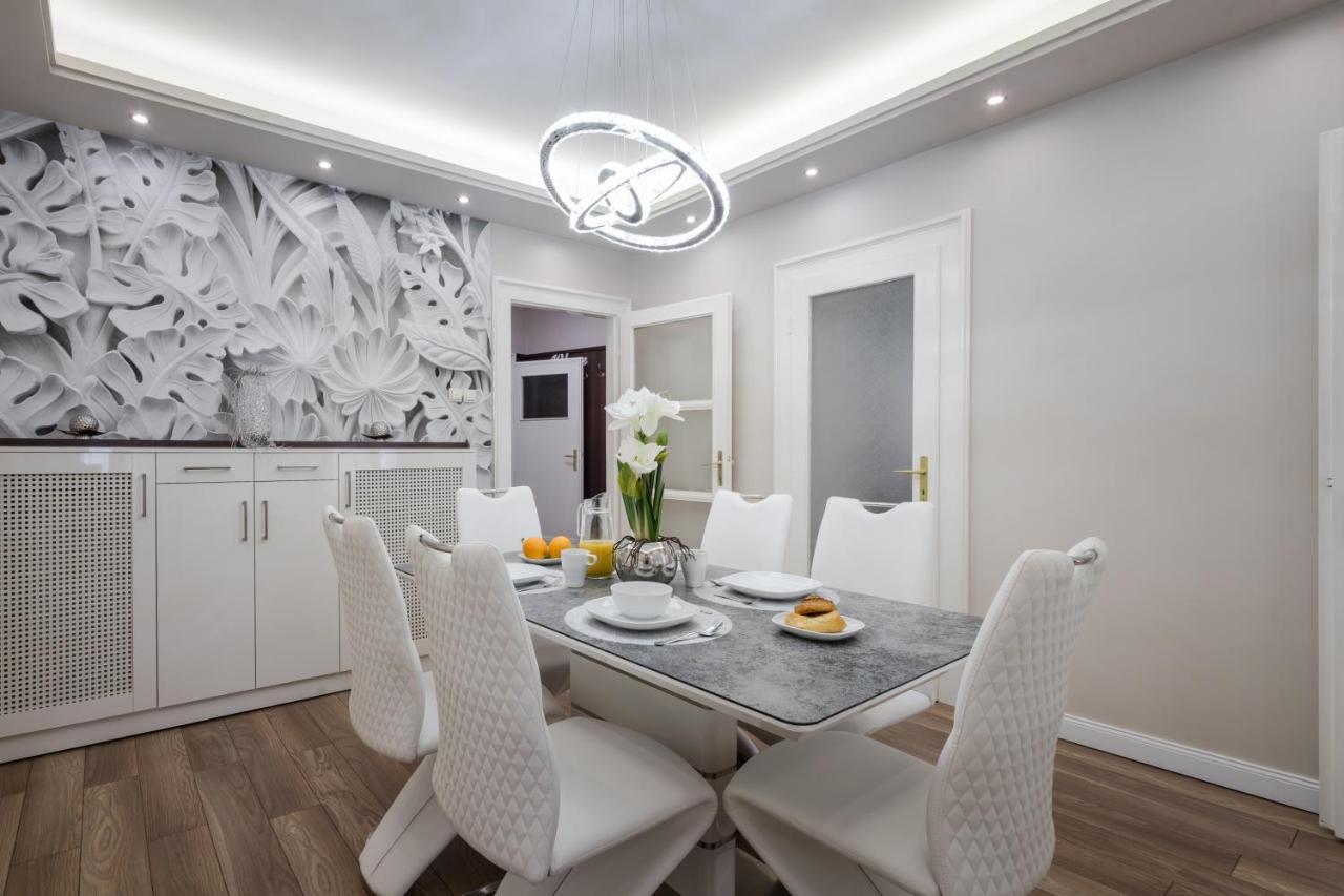 Bpr Ethereal Panoramic Suite With A/C & Balcony Budapest Exteriör bild