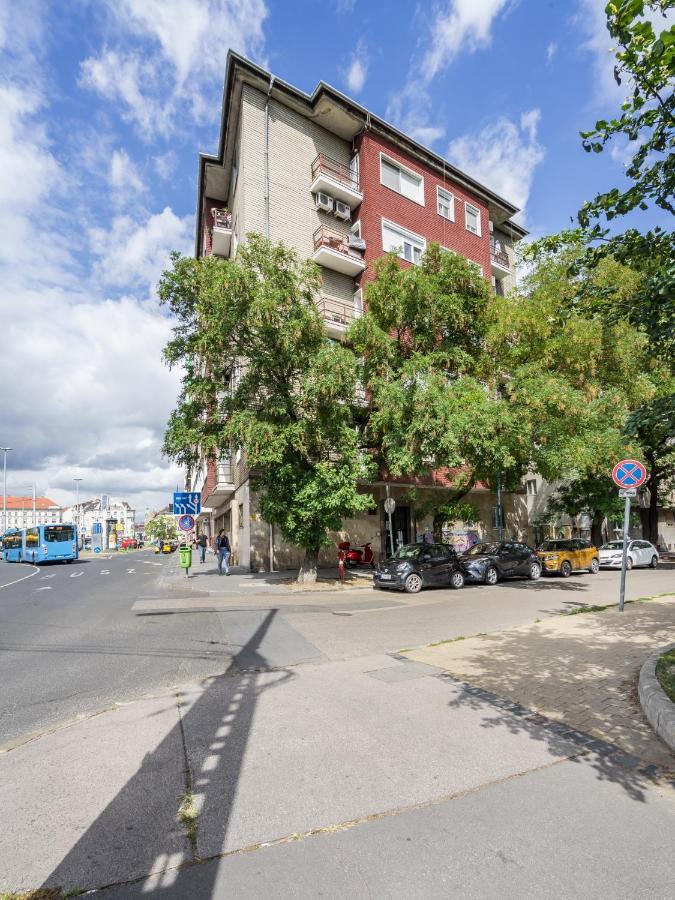 Bpr Ethereal Panoramic Suite With A/C & Balcony Budapest Exteriör bild
